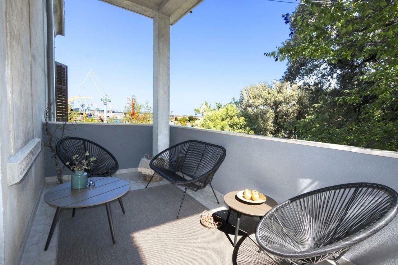 *** Lounge Terrace Apartment With The Harbour View / City Centre *** プーラ エクステリア 写真