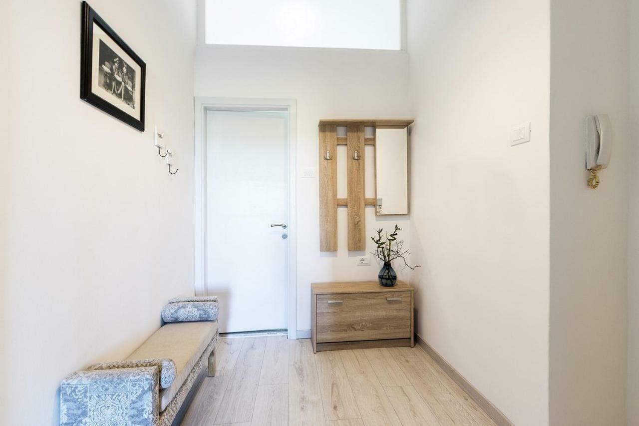 *** Lounge Terrace Apartment With The Harbour View / City Centre *** プーラ エクステリア 写真